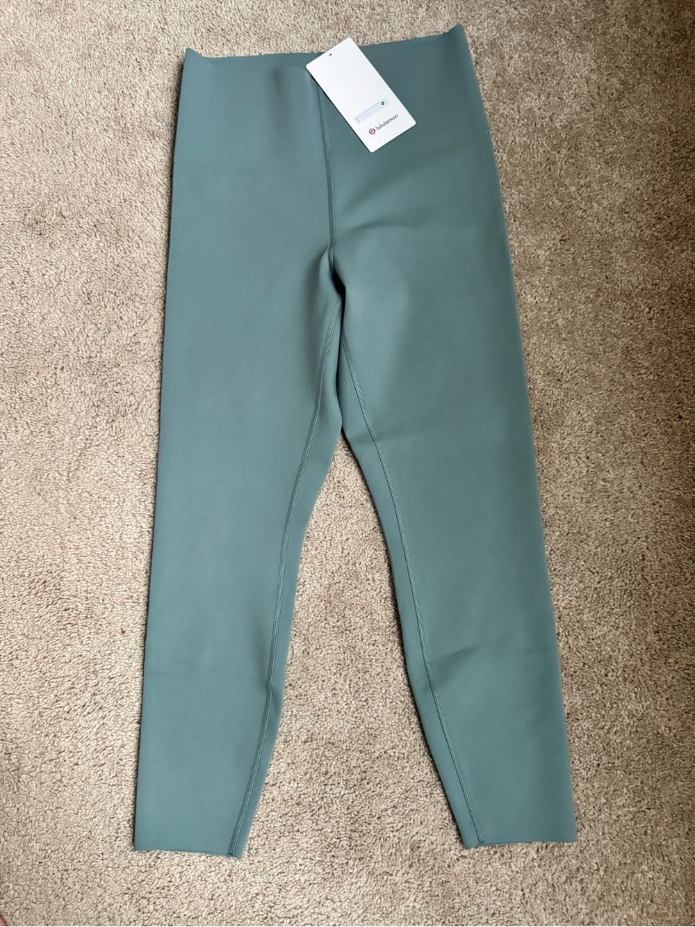 ✨ Lululemon Glow Up HR Tight 25” ✨ Size 10